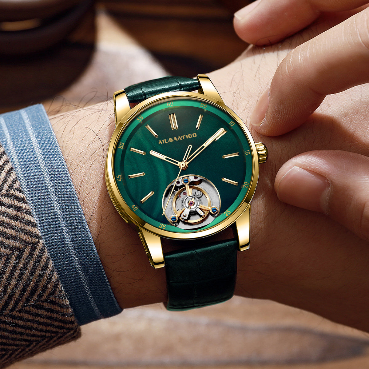 MUSANFIGO MG05 CATHEDRAL automatic watch case back showing 6082A automatic mechanical movement, stainless steel back
